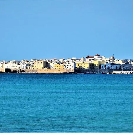 Διαμέρισμα Modern In With Shared Pool Galatone